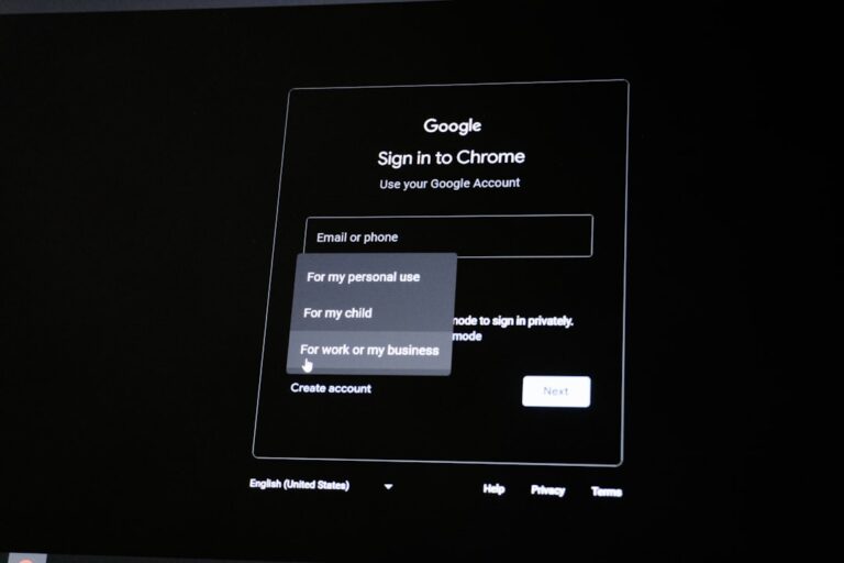 Google Ka Naya Game Guru: AI Coach Ab Aapke Phone Mein, Live Tips Ke Saath!